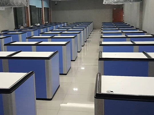 國網(wǎng)湖南技培中心升降屏風培訓室